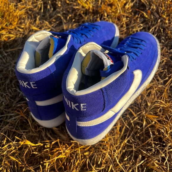 CLEAN Nike size 10.5 Mens Blazer Mid PRM Racer Blue Shoes - Picture 4 of 10